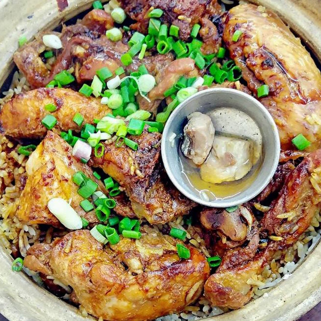 Claypot Chicken Rice (瓦煲鸡饭 Nga Poh Kai Fan)